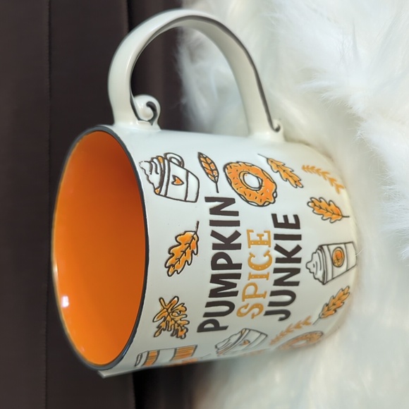 Spectrum Designs Dining Other - NWT Pumpkin Spice Junkie Cup